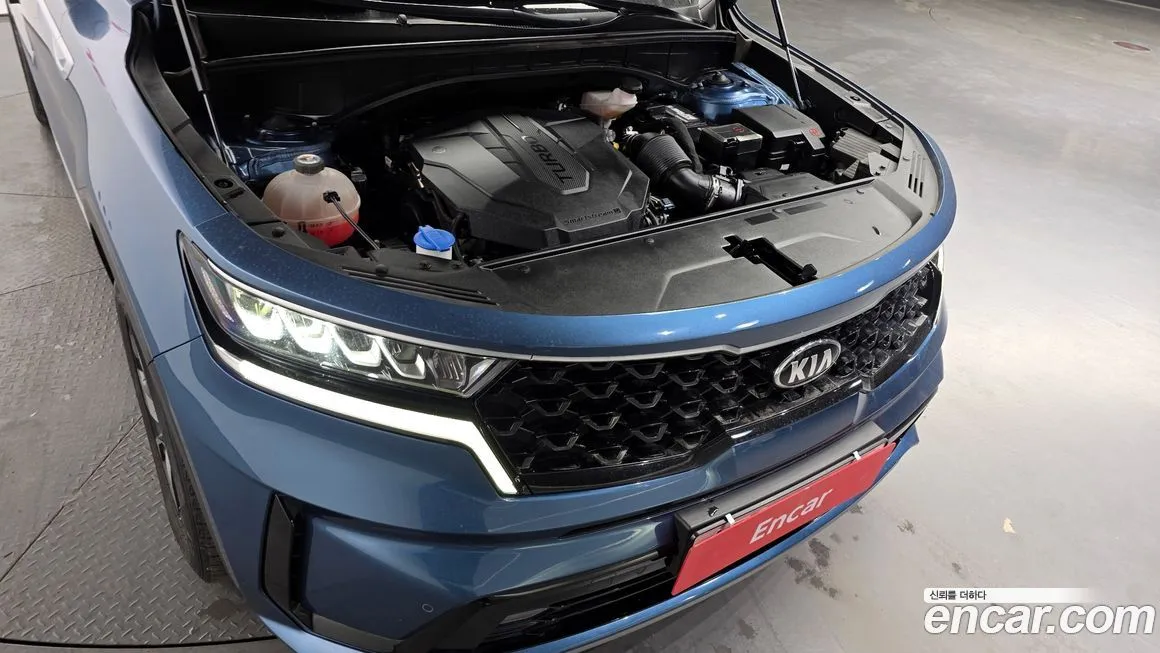 Kia Sorento — фото 6