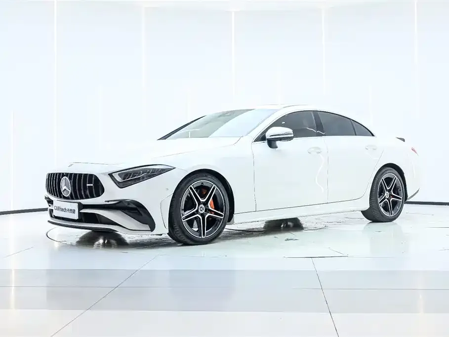 Mercedes-Benz CLS — фото 1