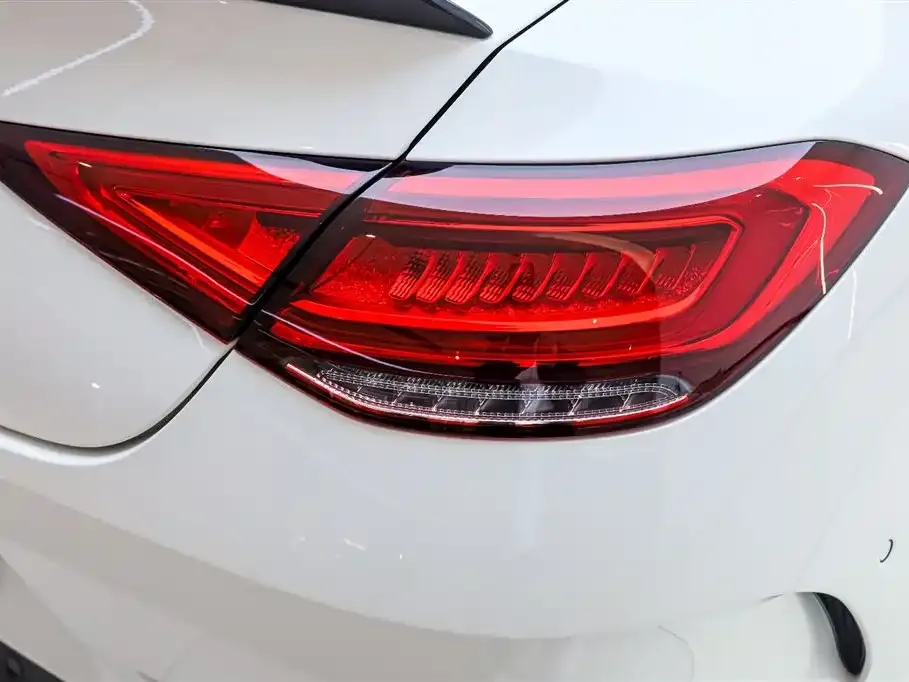 Mercedes-Benz CLS — фото 10