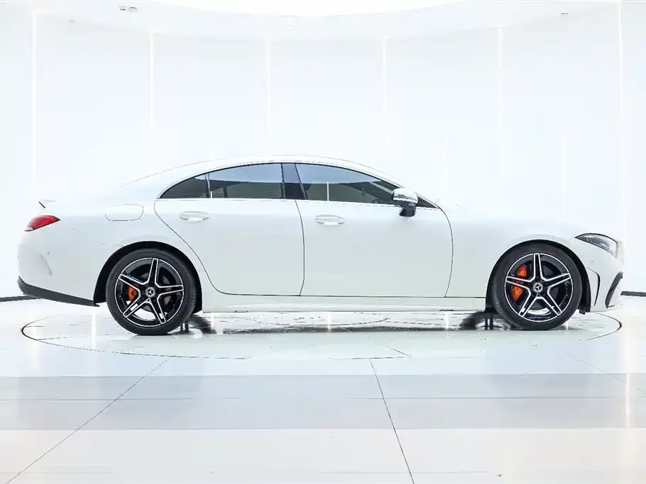 Mercedes-Benz CLS — фото 4
