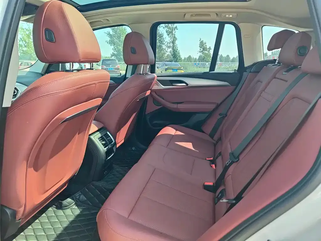 BMW iX3 2023 из CN, фото 9