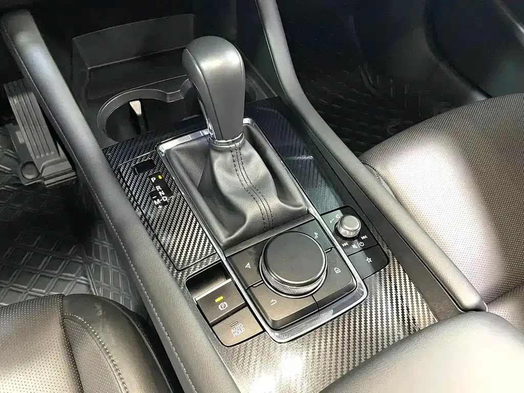 Mazda 3 Axela 2023 из CN, фото 6