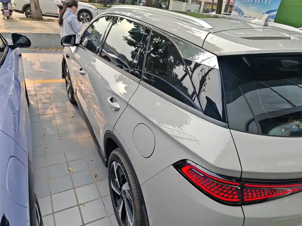 BYD Seal 05 DM-i 2025 из CN, фото 5