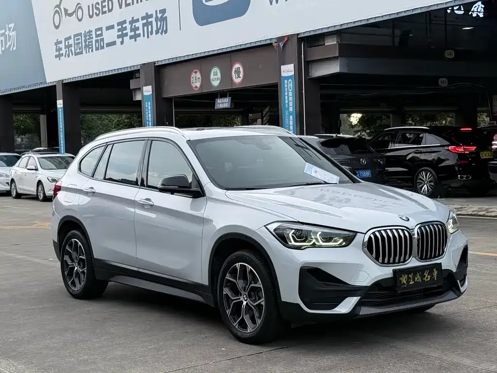 BMW X1 2022 из CN, фото 3
