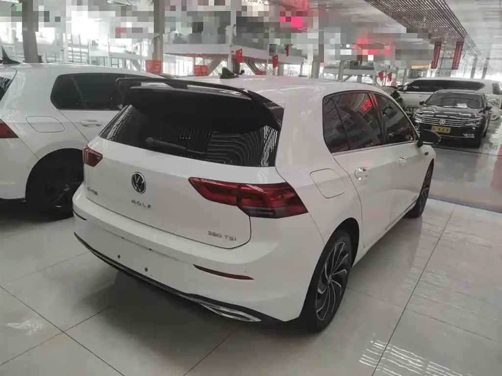 Volkswagen Golf 2021 из CN, фото 7
