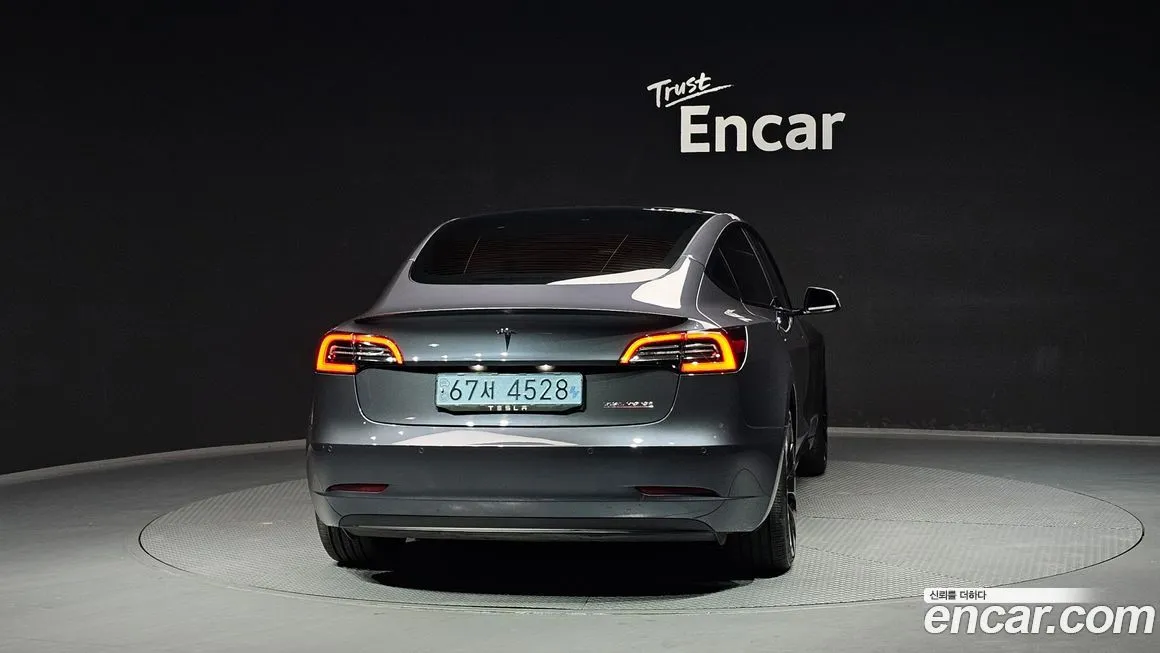 Tesla Model 3 2021 из KR, фото 4