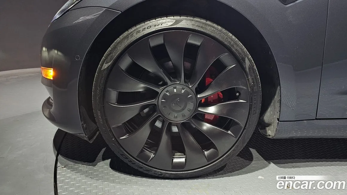 Tesla Model 3 2021 из KR, фото 5