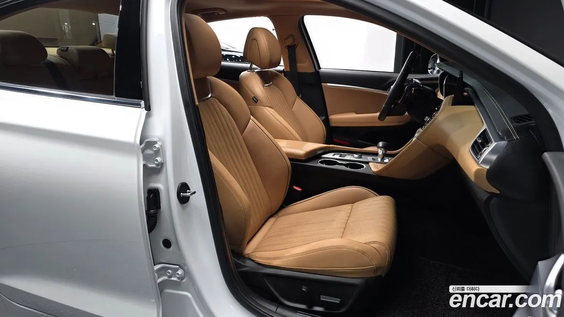 Genesis G70 — фото 10