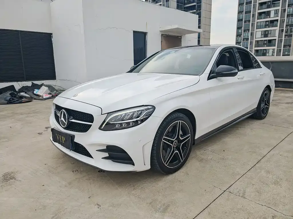 Mercedes-Benz C-Class — фото 1