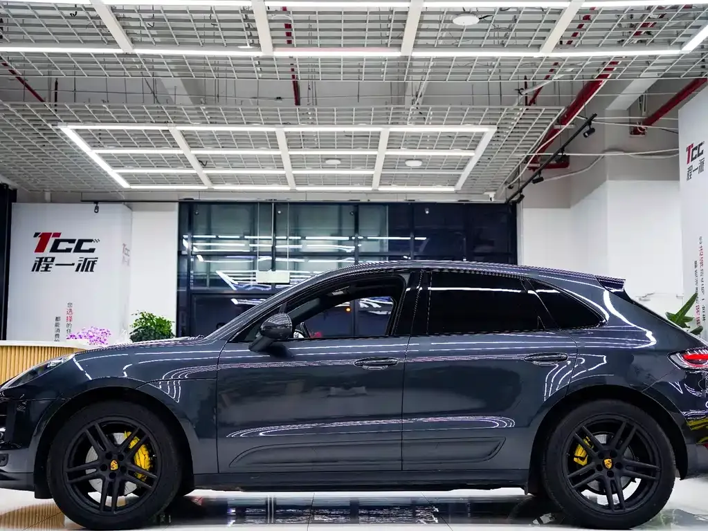 Porsche Macan 2021 из CN, фото 4
