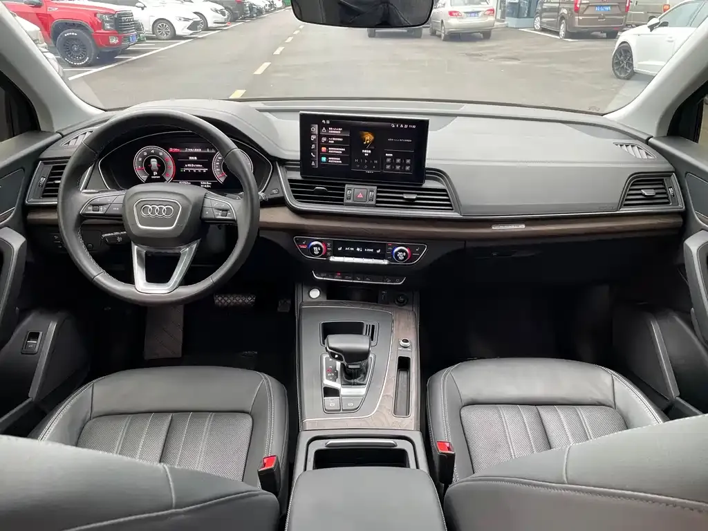 Audi Q5L 2021 из CN, фото 10