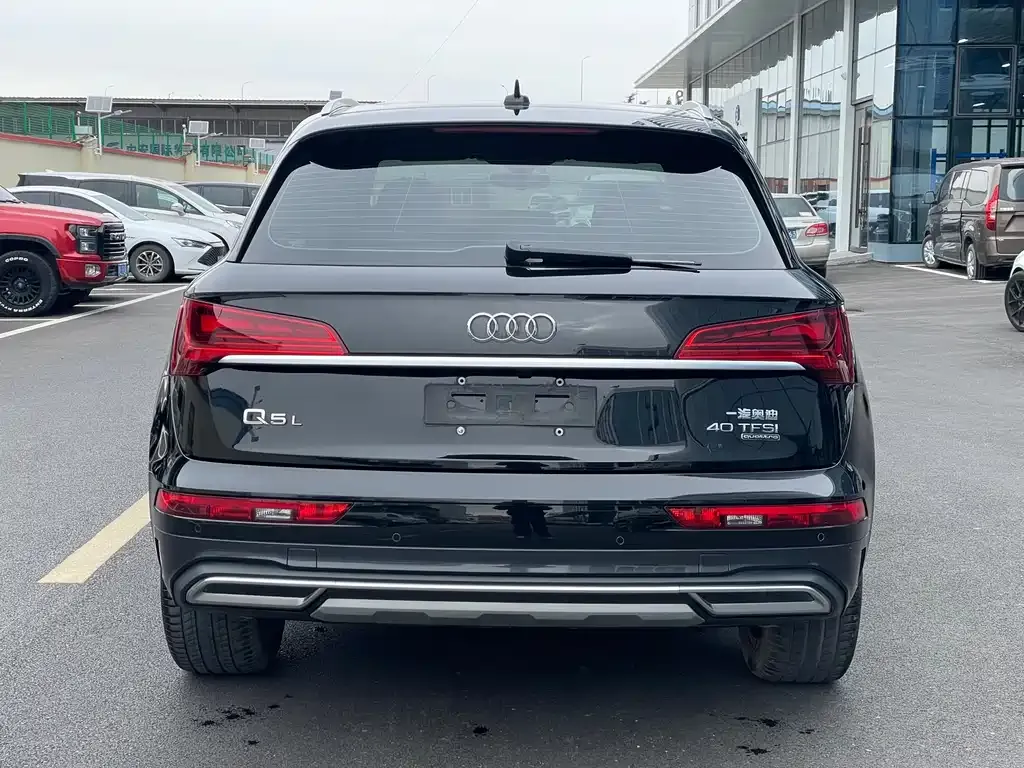 Audi Q5L 2021 из CN, фото 5