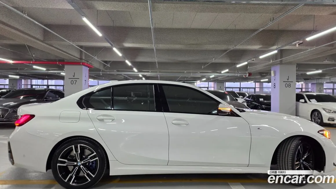BMW 3-Series 2024 из KR, фото 9