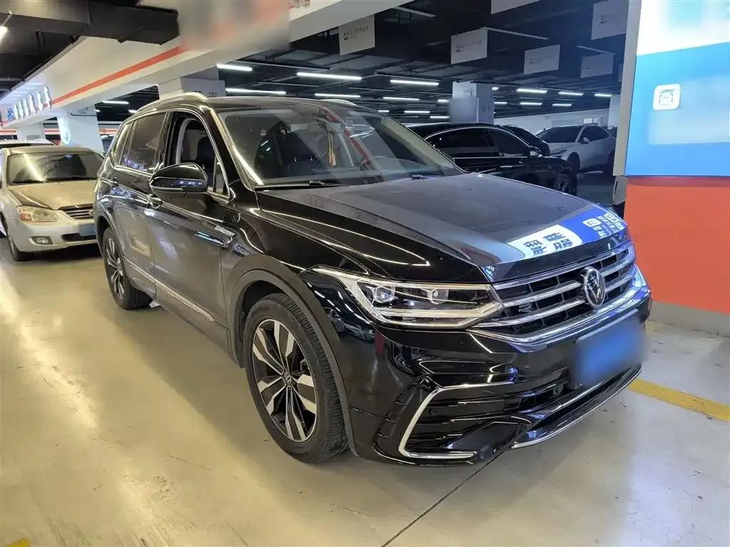 Volkswagen Tiguan L 2022 из CN, фото 4