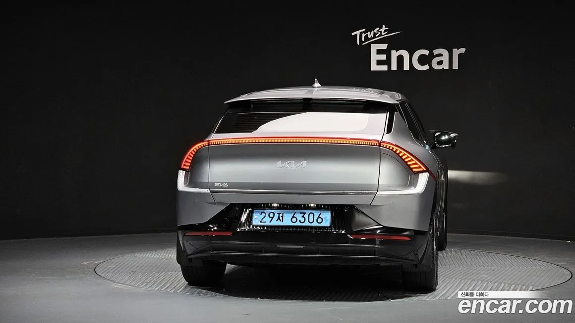 Kia EV6 — фото 4