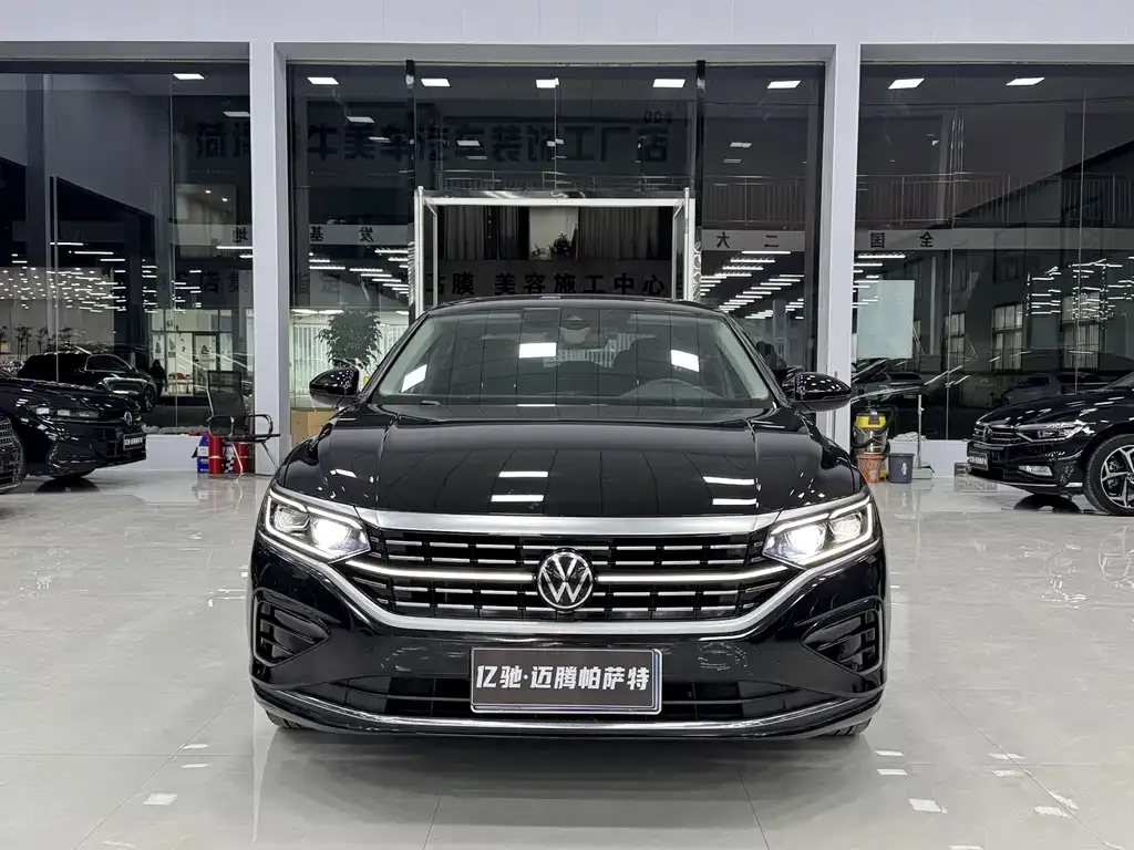 Volkswagen Passat 2022 из CN, фото 2