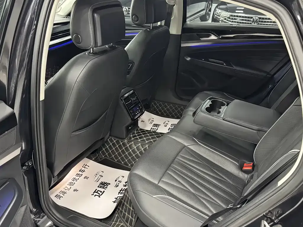 Volkswagen Passat 2022 из CN, фото 9