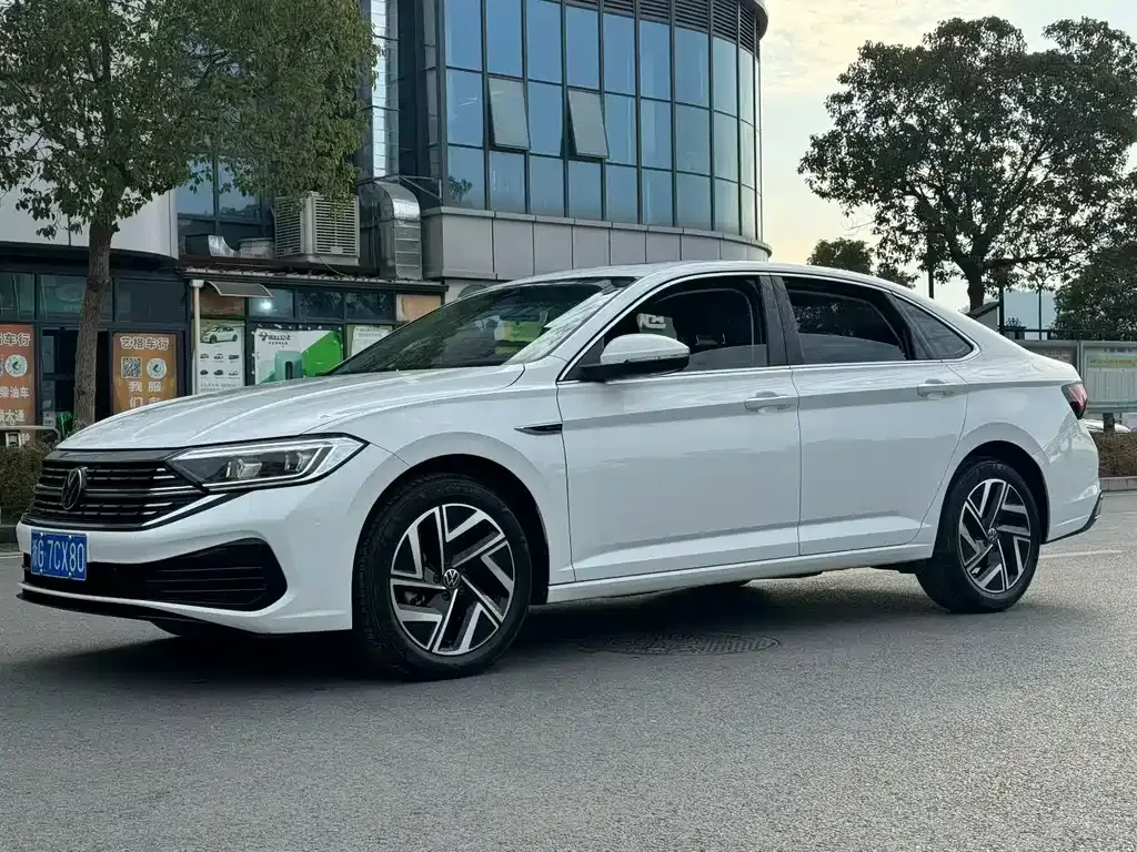 Volkswagen Sagitar 2024 из CN, фото 1
