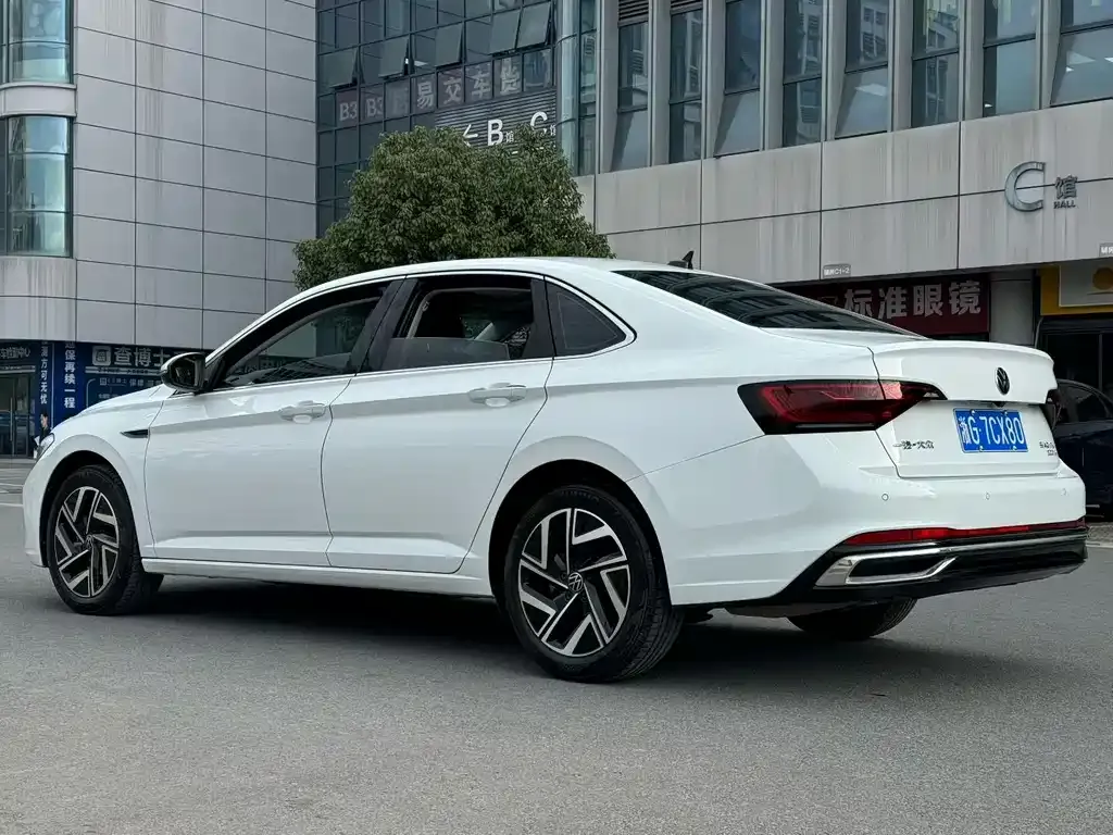 Volkswagen Sagitar 2024 из CN, фото 9