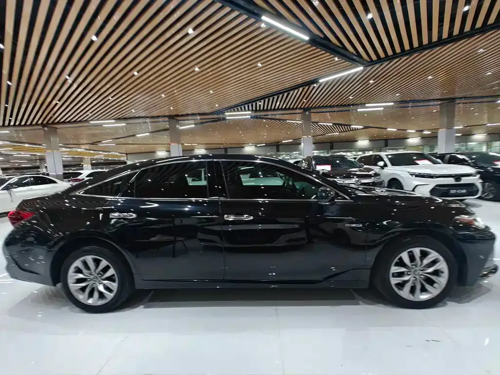 Toyota Avalon 2021 из CN, фото 4