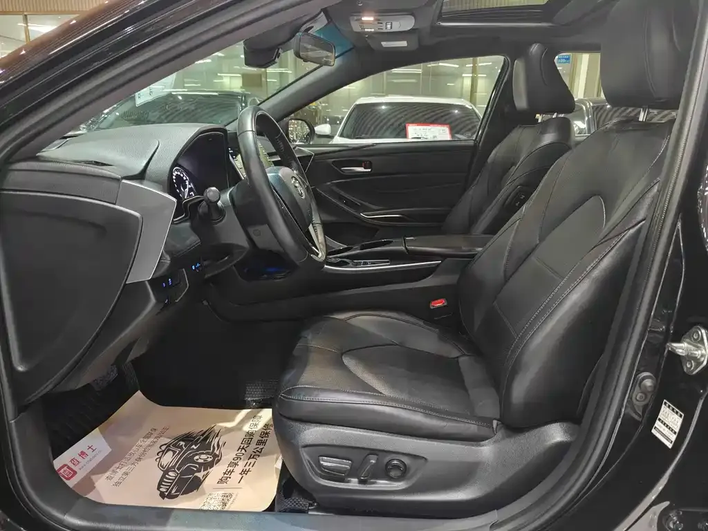 Toyota Avalon 2021 из CN, фото 7