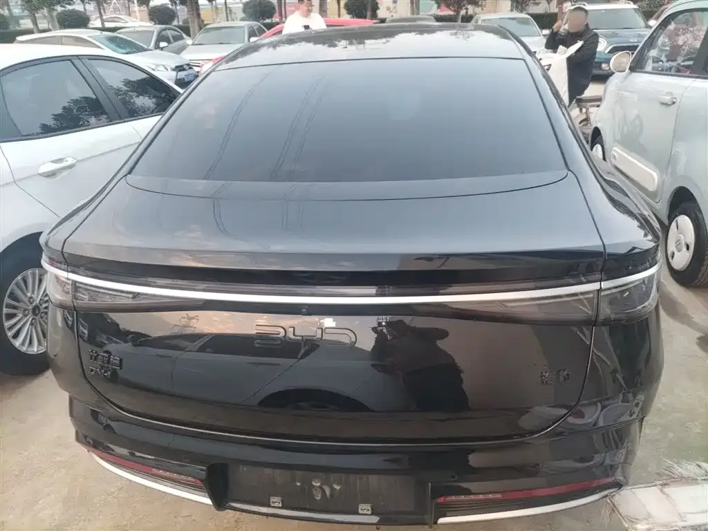 BYD Seal — фото 6