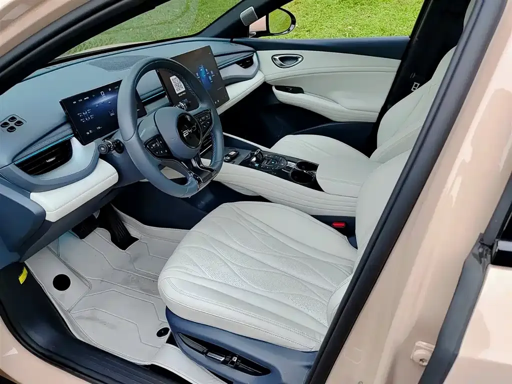BYD Seal 06GT — фото 7
