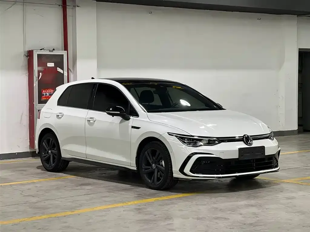 Volkswagen Golf 2021 из CN, фото 3