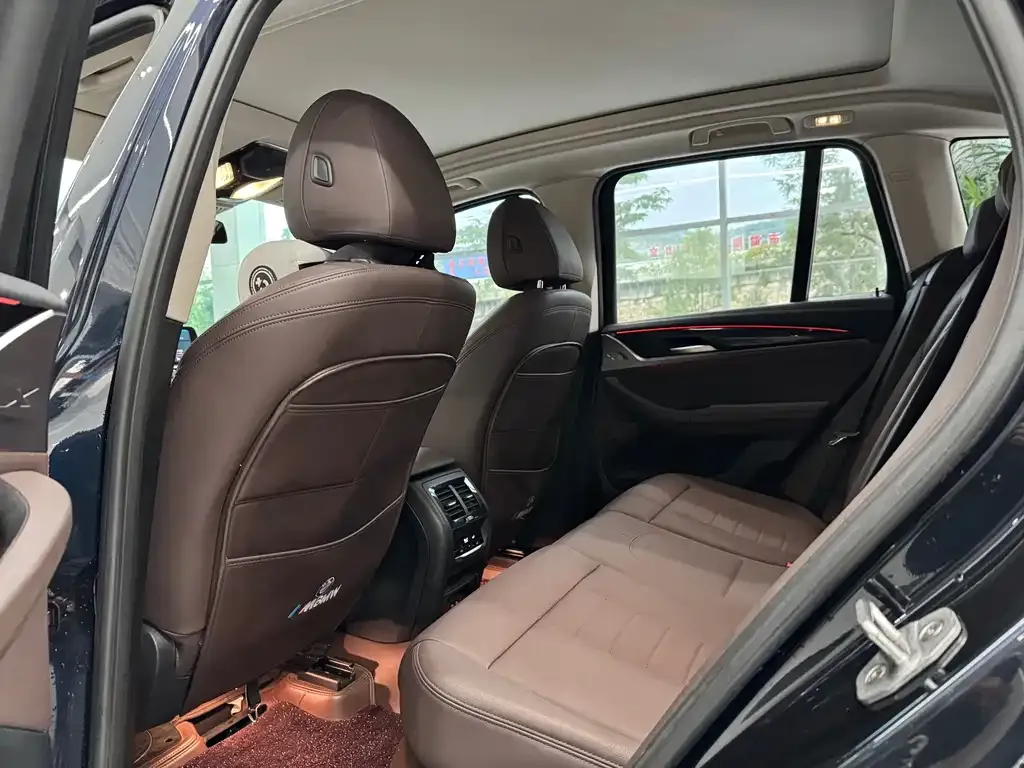 BMW X3 2021 из CN, фото 7