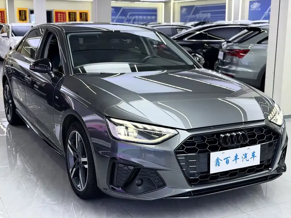 Audi A4L 2023 из CN, фото 3