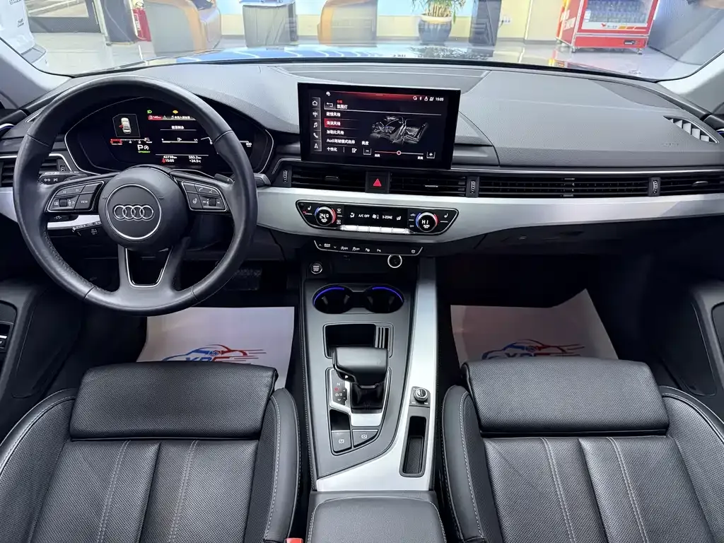 Audi A4L 2023 из CN, фото 5