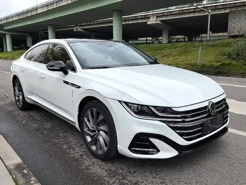 Volkswagen CC 2023 из CN, фото 3