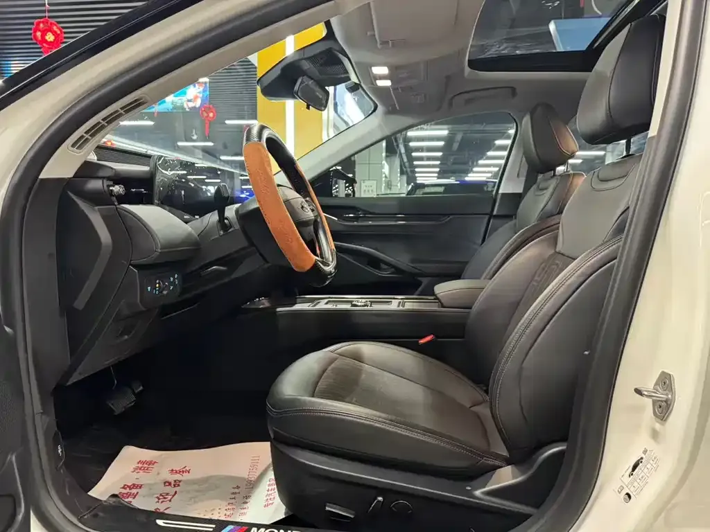 Ford Mondeo 2023 из CN, фото 4