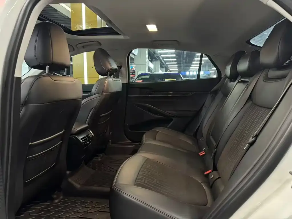Ford Mondeo 2023 из CN, фото 6