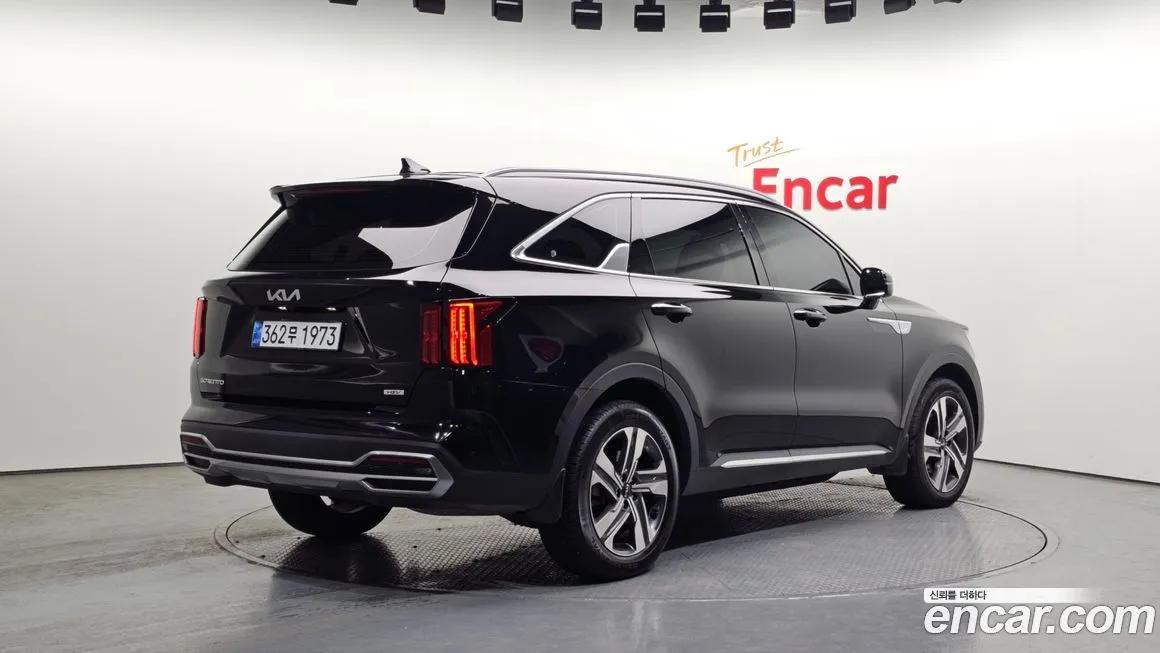Kia Sorento 2023 из KR, фото 2