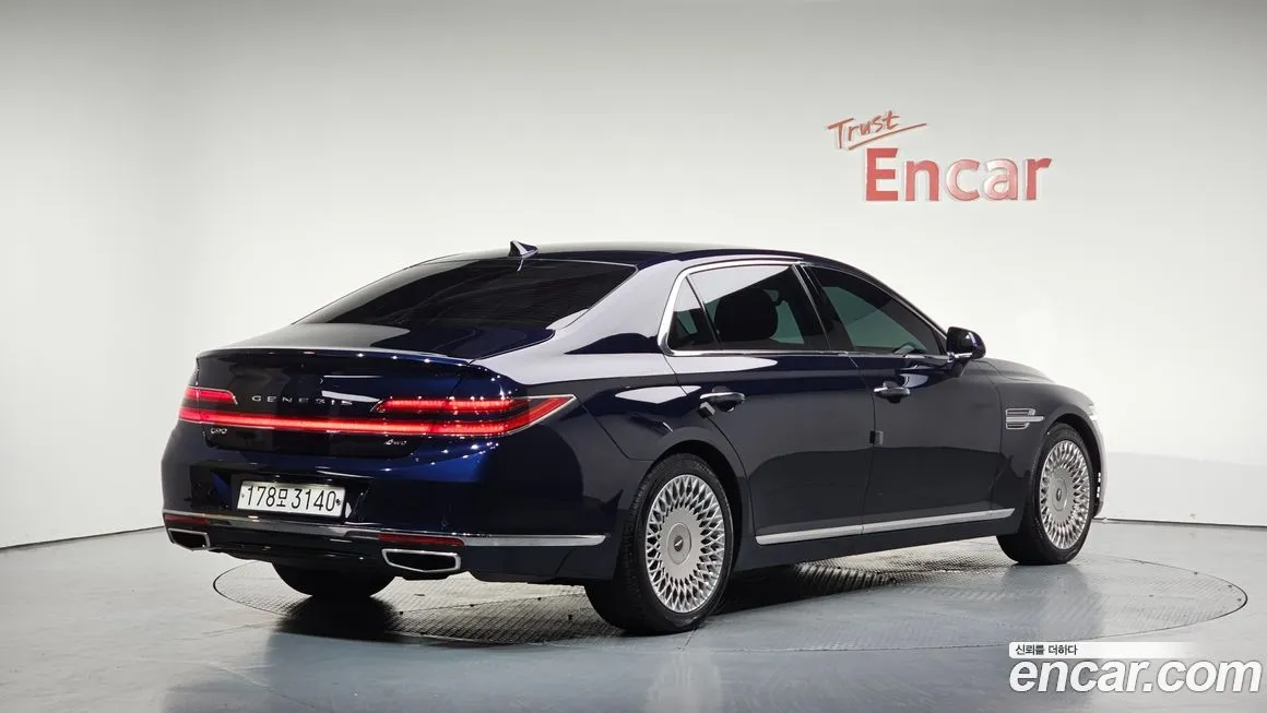 Genesis G90 — фото 2