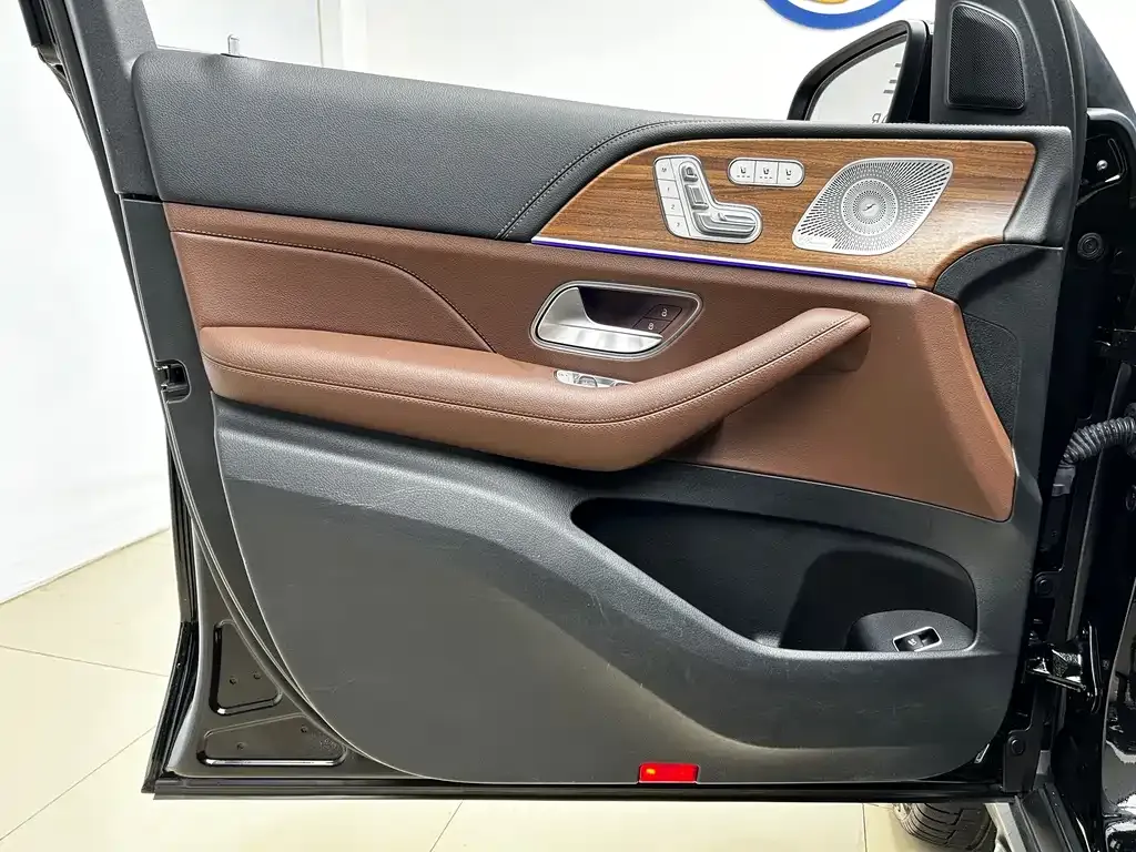 Mercedes-Benz GLS 2024 из CN, фото 4
