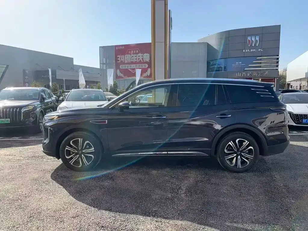 Hongqi HS7 2023 из CN, фото 3
