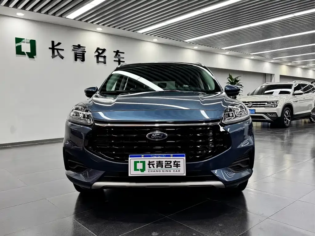 Ford Escape 2024 из CN, фото 2