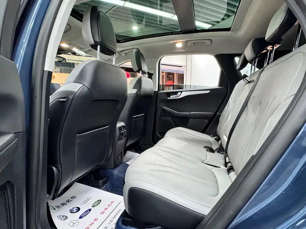 Ford Escape 2024 из CN, фото 7