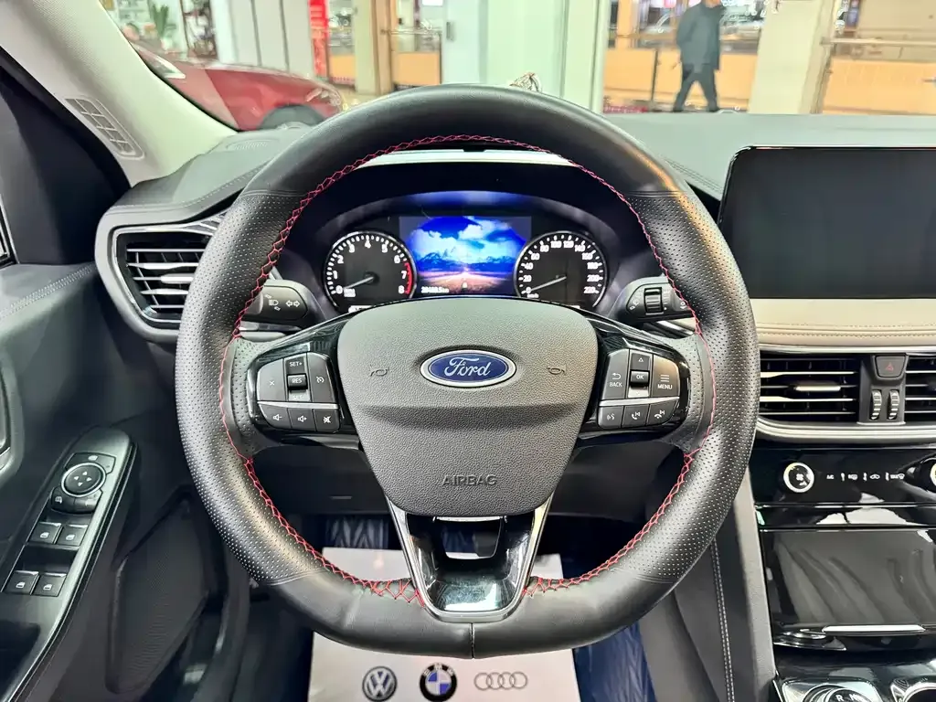 Ford Escape 2024 из CN, фото 9