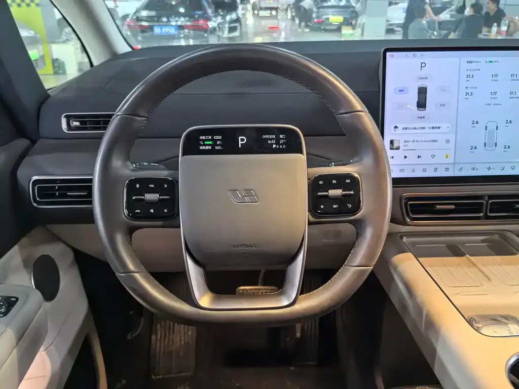 Li Auto MEGA — фото 6