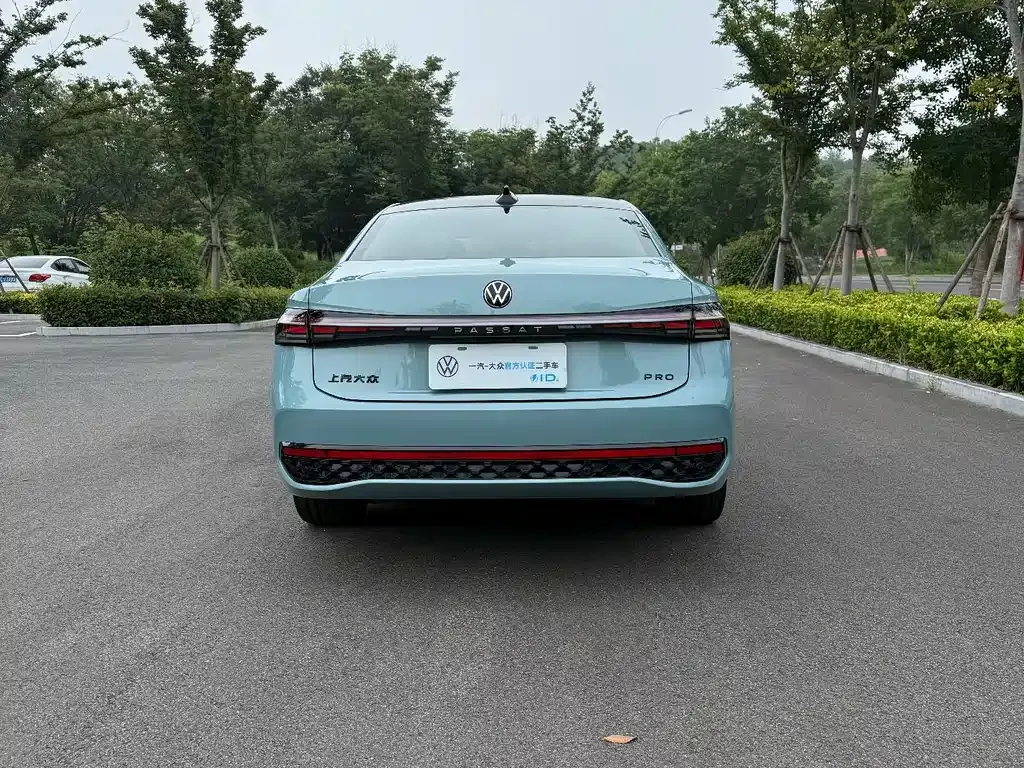 Volkswagen Passat 2024 из CN, фото 7