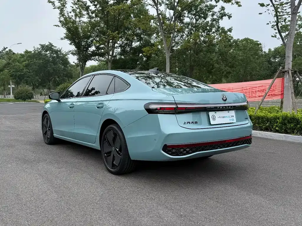 Volkswagen Passat 2024 из CN, фото 9