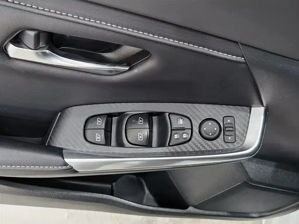 Nissan Sylphy 2023 из CN, фото 9