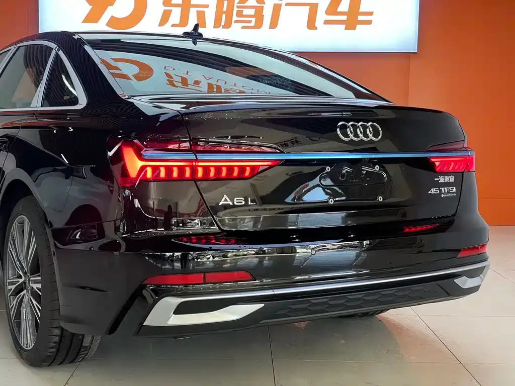 Audi A6L 2025 из CN, фото 10