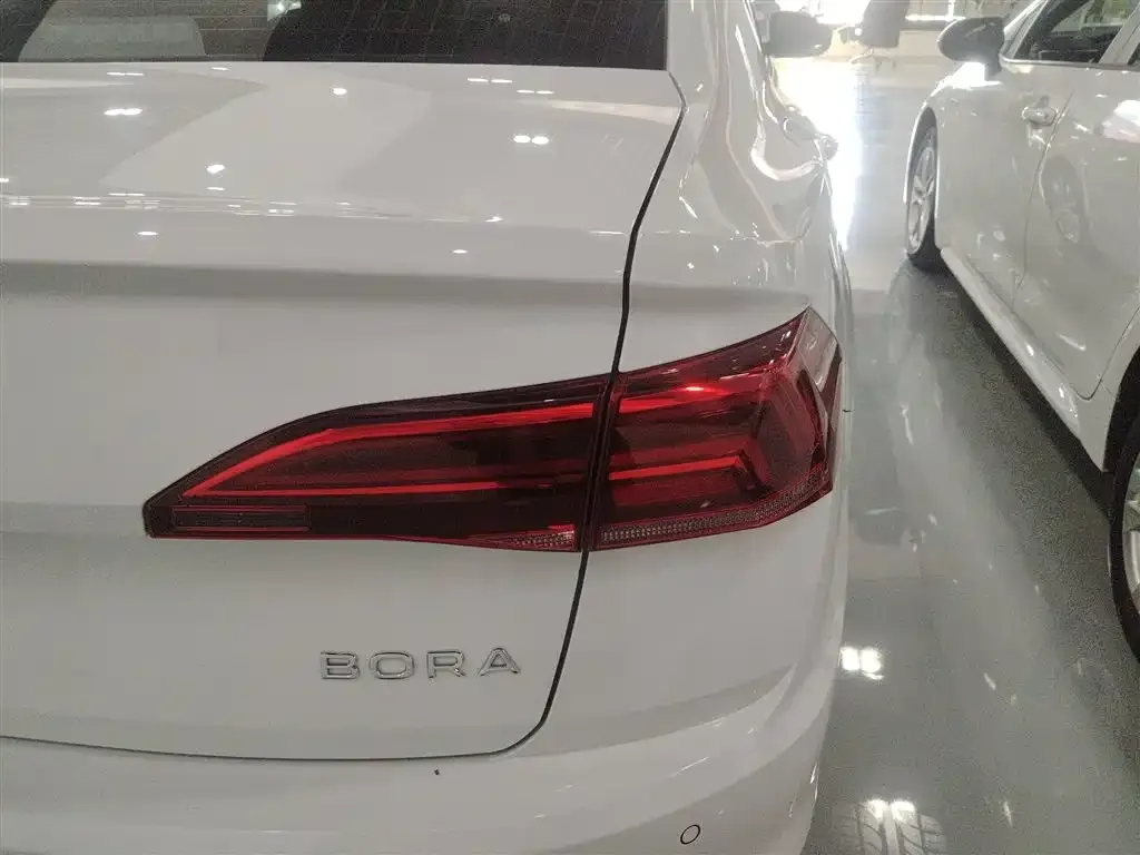 Volkswagen Bora 2021 из CN, фото 8