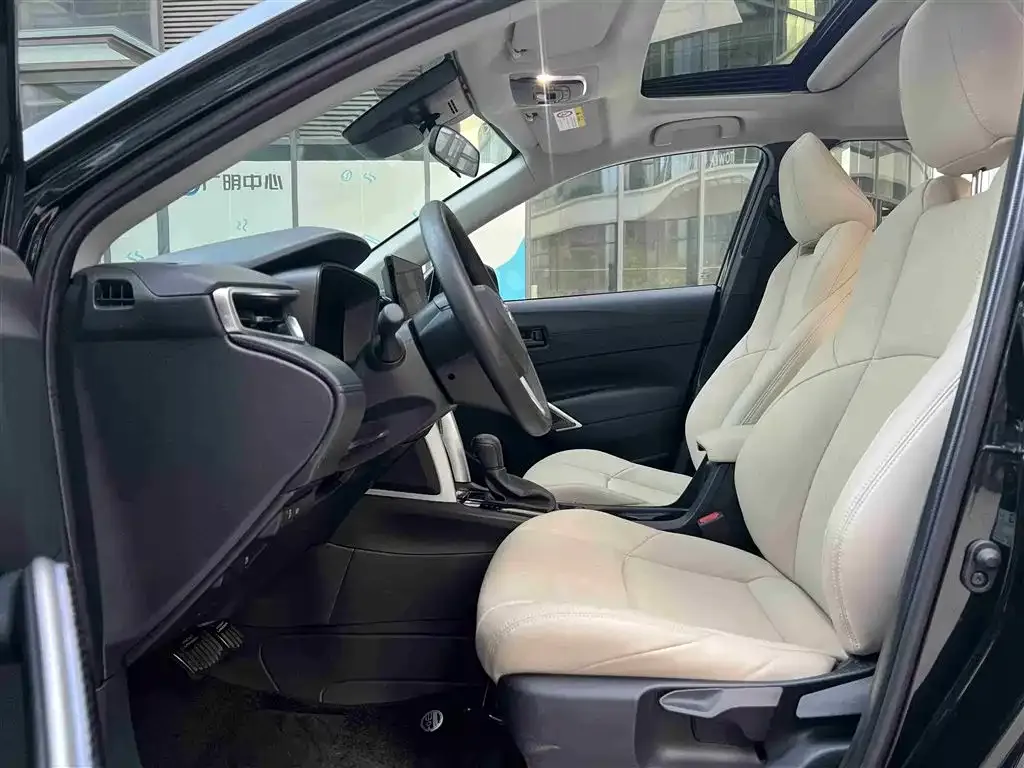 Toyota Frontlander 2024 из CN, фото 4
