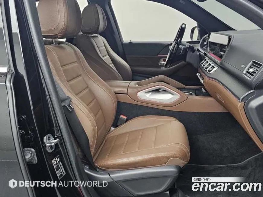 Mercedes-Benz GLS-Class — фото 10