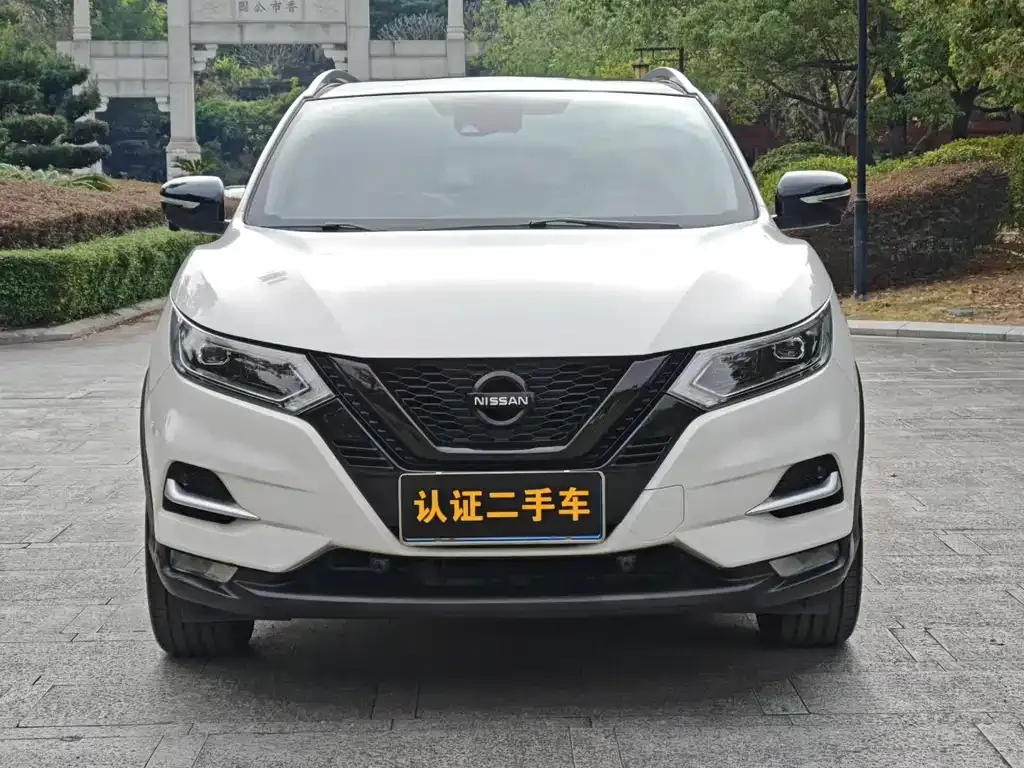 Nissan Qashqai — фото 2